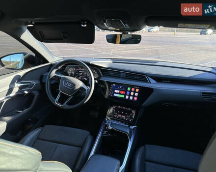 Сірий Ауді E-Tron, об'ємом двигуна 0 л та пробігом 58 тис. км за 45200 $, фото 19 на Automoto.ua