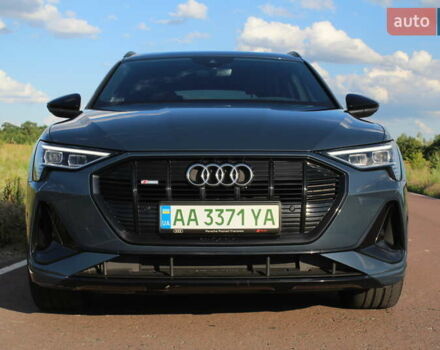 Сірий Ауді E-Tron, об'ємом двигуна 0 л та пробігом 80 тис. км за 38700 $, фото 2 на Automoto.ua