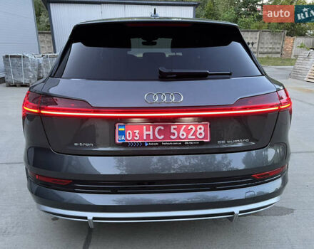Сірий Ауді E-Tron, об'ємом двигуна 0 л та пробігом 55 тис. км за 42000 $, фото 19 на Automoto.ua