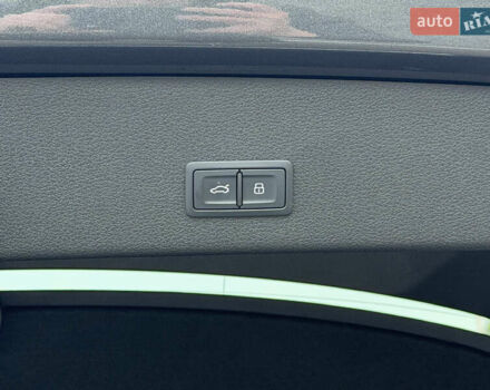 Серый Ауди E-Tron, объемом двигателя 0 л и пробегом 14 тыс. км за 53999 $, фото 90 на Automoto.ua