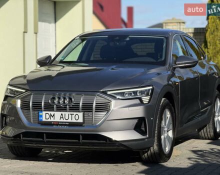 Серый Ауди E-Tron, объемом двигателя 0 л и пробегом 90 тыс. км за 33000 $, фото 1 на Automoto.ua