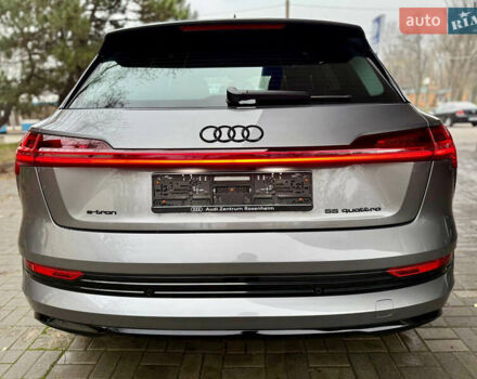 Серый Ауди E-Tron, объемом двигателя 0 л и пробегом 39 тыс. км за 44500 $, фото 6 на Automoto.ua