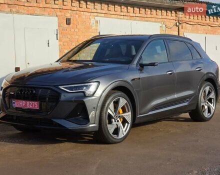 Сірий Ауді E-Tron, об'ємом двигуна 0 л та пробігом 100 тис. км за 41888 $, фото 117 на Automoto.ua