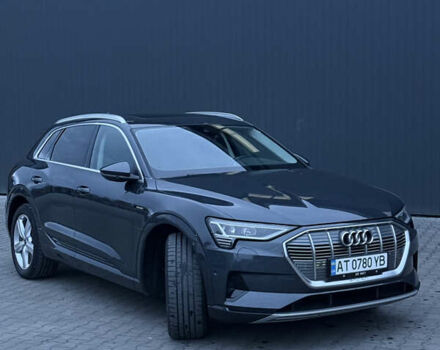 Серый Ауди E-Tron, объемом двигателя 0 л и пробегом 45 тыс. км за 42000 $, фото 2 на Automoto.ua