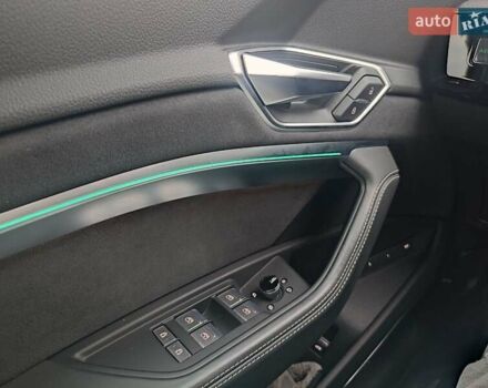Сірий Ауді E-Tron, об'ємом двигуна 0 л та пробігом 36 тис. км за 47777 $, фото 25 на Automoto.ua