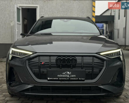 Серый Ауди E-Tron, объемом двигателя 0 л и пробегом 59 тыс. км за 44999 $, фото 1 на Automoto.ua