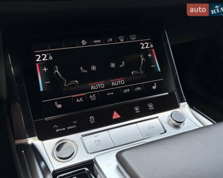 Серый Ауди E-Tron, объемом двигателя 0 л и пробегом 59 тыс. км за 46000 $, фото 44 на Automoto.ua