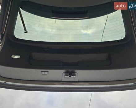 Сірий Ауді E-Tron, об'ємом двигуна 0 л та пробігом 100 тис. км за 41888 $, фото 68 на Automoto.ua