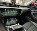 Сірий Ауді E-Tron, об'ємом двигуна 0 л та пробігом 80 тис. км за 39900 $, фото 42 на Automoto.ua