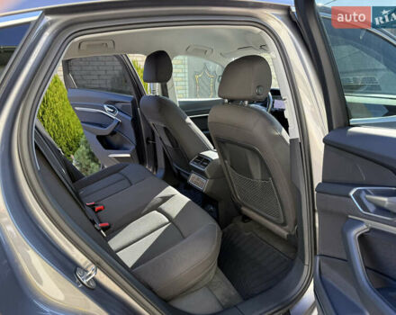 Серый Ауди E-Tron, объемом двигателя 0 л и пробегом 90 тыс. км за 33000 $, фото 83 на Automoto.ua