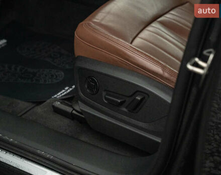 Сірий Ауді E-Tron, об'ємом двигуна 0 л та пробігом 64 тис. км за 37900 $, фото 18 на Automoto.ua