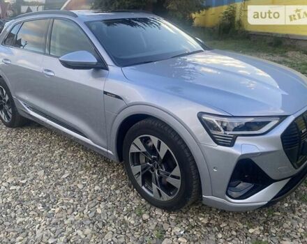 Серый Ауди E-Tron, объемом двигателя 0 л и пробегом 28 тыс. км за 39500 $, фото 4 на Automoto.ua