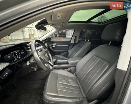 Сірий Ауді E-Tron, об'ємом двигуна 0 л та пробігом 80 тис. км за 39900 $, фото 37 на Automoto.ua