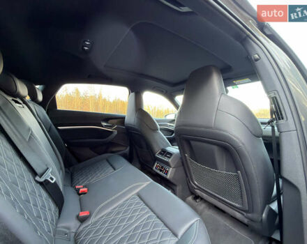 Серый Ауди E-Tron, объемом двигателя 0 л и пробегом 14 тыс. км за 53999 $, фото 100 на Automoto.ua