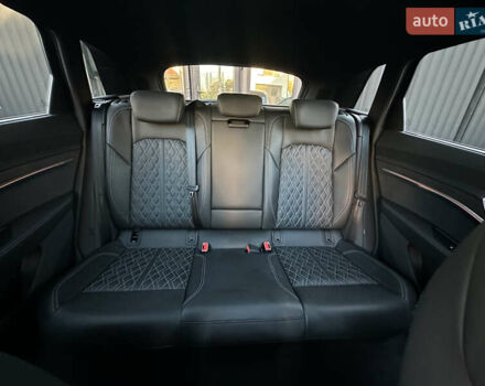 Сірий Ауді E-Tron, об'ємом двигуна 0 л та пробігом 28 тис. км за 47700 $, фото 27 на Automoto.ua