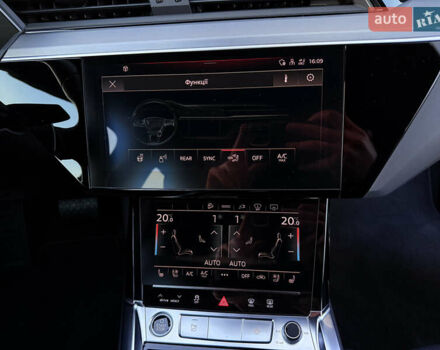 Серый Ауди E-Tron, объемом двигателя 0 л и пробегом 84 тыс. км за 39999 $, фото 31 на Automoto.ua