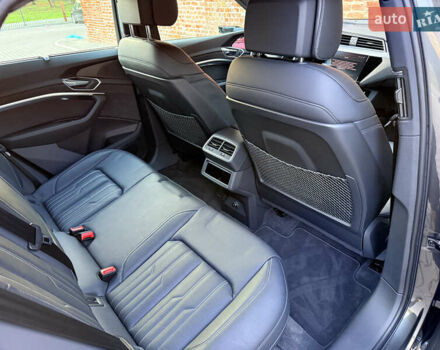 Серый Ауди E-Tron, объемом двигателя 0 л и пробегом 84 тыс. км за 39999 $, фото 38 на Automoto.ua