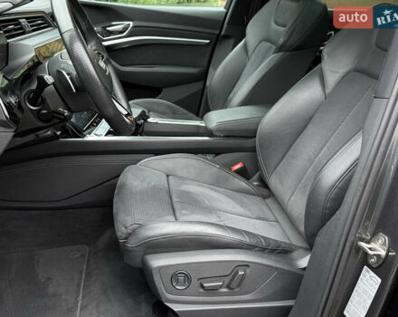 Сірий Ауді E-Tron, об'ємом двигуна 0 л та пробігом 151 тис. км за 29500 $, фото 75 на Automoto.ua