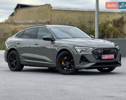 Ауди E-Tron 2022 в Виннице на Automoto.ua Серый Ауди E-Tron, объемом двигателя 0 л и пробегом 150 тыс. км за 39207 $, фото 1 на Automoto.ua