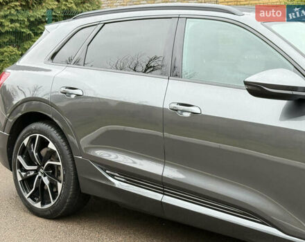 Сірий Ауді E-Tron, об'ємом двигуна 0 л та пробігом 151 тис. км за 29500 $, фото 47 на Automoto.ua
