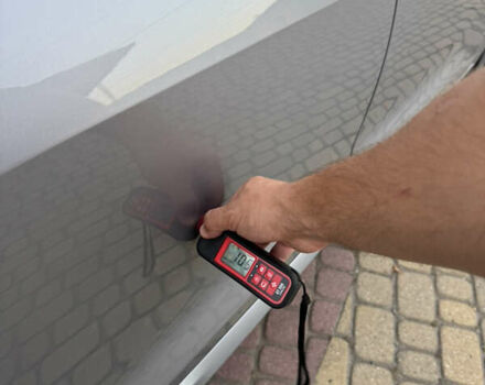 Сірий Ауді E-Tron, об'ємом двигуна 0 л та пробігом 49 тис. км за 36500 $, фото 84 на Automoto.ua