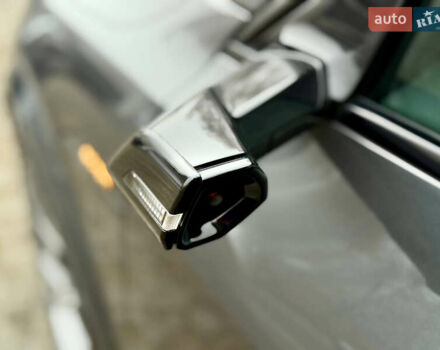 Серый Ауди E-Tron, объемом двигателя 0 л и пробегом 37 тыс. км за 49500 $, фото 25 на Automoto.ua