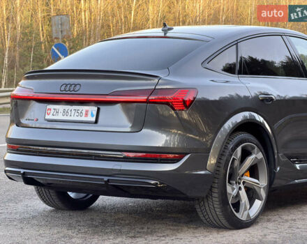 Серый Ауди E-Tron, объемом двигателя 0 л и пробегом 14 тыс. км за 53999 $, фото 57 на Automoto.ua