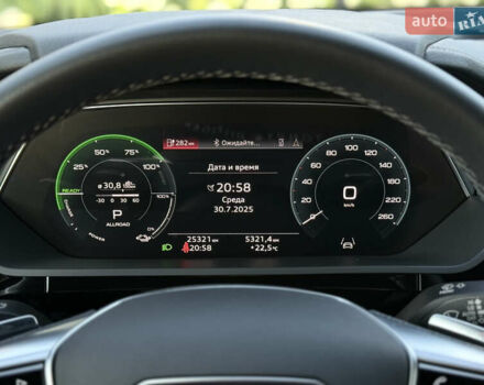Сірий Ауді E-Tron, об'ємом двигуна 0 л та пробігом 25 тис. км за 47431 $, фото 84 на Automoto.ua
