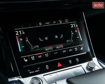 Серый Ауди E-Tron, объемом двигателя 0 л и пробегом 33 тыс. км за 53000 $, фото 22 на Automoto.ua