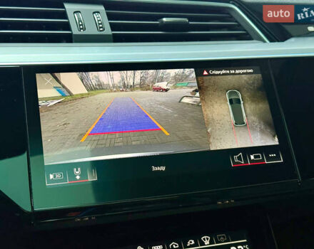 Серый Ауди E-Tron, объемом двигателя 0 л и пробегом 39 тыс. км за 44500 $, фото 65 на Automoto.ua