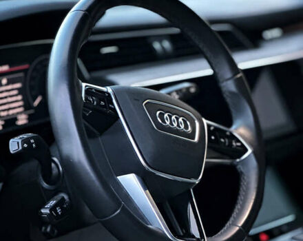 Серый Ауди E-Tron, объемом двигателя 0 л и пробегом 63 тыс. км за 40999 $, фото 46 на Automoto.ua