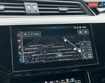 Сірий Ауді E-Tron, об'ємом двигуна 0 л та пробігом 48 тис. км за 49999 $, фото 69 на Automoto.ua