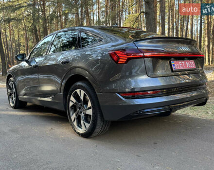 Серый Ауди E-Tron, объемом двигателя 0 л и пробегом 109 тыс. км за 34999 $, фото 13 на Automoto.ua
