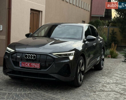 Серый Ауди E-Tron, объемом двигателя 0 л и пробегом 43 тыс. км за 41777 $, фото 5 на Automoto.ua