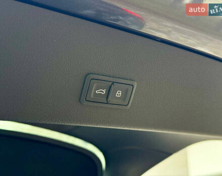 Серый Ауди E-Tron, объемом двигателя 0 л и пробегом 37 тыс. км за 49500 $, фото 51 на Automoto.ua