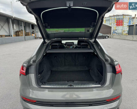 Ауди E-Tron 2022 в Виннице на Automoto.ua Серый Ауди E-Tron, объемом двигателя 0 л и пробегом 150 тыс. км за 39207 $, фото 38 на Automoto.ua