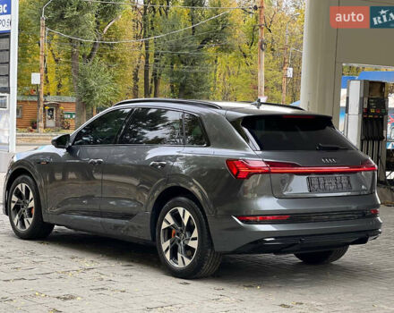 Серый Ауди E-Tron, объемом двигателя 0 л и пробегом 32 тыс. км за 43500 $, фото 16 на Automoto.ua