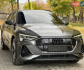 Серый Ауди E-Tron, объемом двигателя 0 л и пробегом 32 тыс. км за 43500 $, фото 2 на Automoto.ua