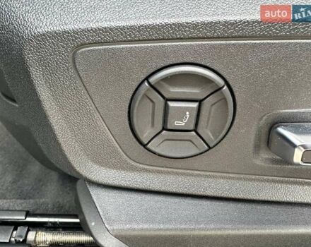 Сірий Ауді E-Tron, об'ємом двигуна 0 л та пробігом 27 тис. км за 53990 $, фото 10 на Automoto.ua