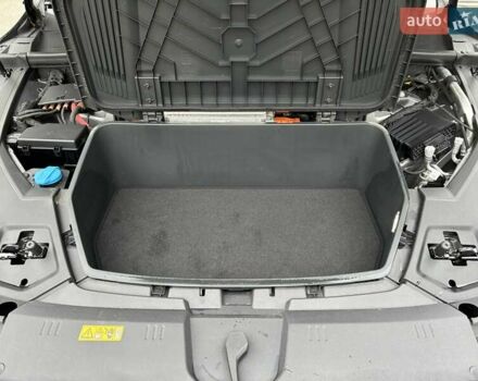 Серый Ауди E-Tron, объемом двигателя 0 л и пробегом 112 тыс. км за 31900 $, фото 85 на Automoto.ua