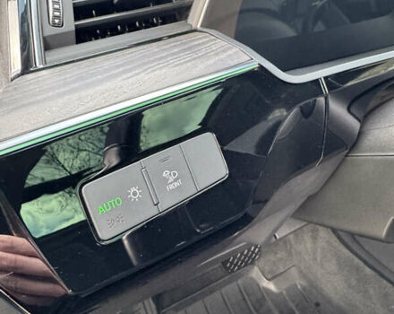 Серый Ауди E-Tron, объемом двигателя 0 л и пробегом 145 тыс. км за 29500 $, фото 84 на Automoto.ua