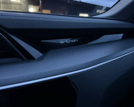 Серый Ауди E-Tron, объемом двигателя 0 л и пробегом 45 тыс. км за 42000 $, фото 23 на Automoto.ua