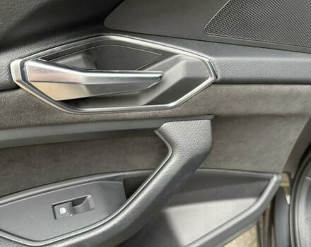 Серый Ауди E-Tron, объемом двигателя 0 л и пробегом 41 тыс. км за 39500 $, фото 23 на Automoto.ua