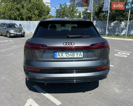 Серый Ауди E-Tron, объемом двигателя 0 л и пробегом 8 тыс. км за 68000 $, фото 8 на Automoto.ua