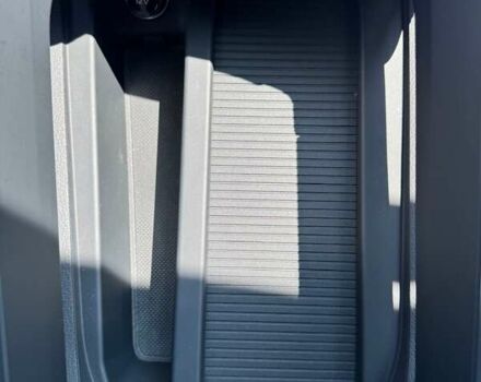 Сірий Ауді E-Tron, об'ємом двигуна 0 л та пробігом 44 тис. км за 60500 $, фото 39 на Automoto.ua