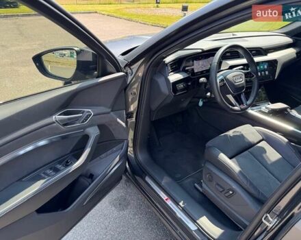 Сірий Ауді E-Tron, об'ємом двигуна 0 л та пробігом 44 тис. км за 60500 $, фото 19 на Automoto.ua