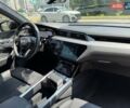 Сірий Ауді E-Tron, об'ємом двигуна 0 л та пробігом 44 тис. км за 60500 $, фото 72 на Automoto.ua