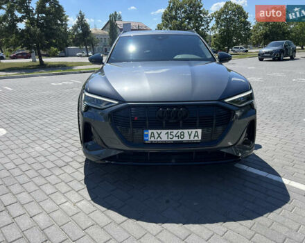 Серый Ауди E-Tron, объемом двигателя 0 л и пробегом 8 тыс. км за 68000 $, фото 2 на Automoto.ua