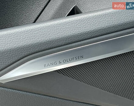 Серый Ауди E-Tron, объемом двигателя 0 л и пробегом 43 тыс. км за 47488 $, фото 66 на Automoto.ua