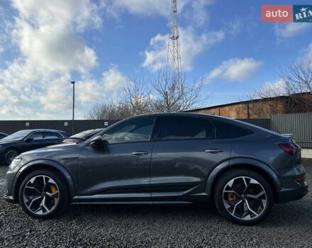 Серый Ауди E-Tron, объемом двигателя 0 л и пробегом 43 тыс. км за 47488 $, фото 4 на Automoto.ua